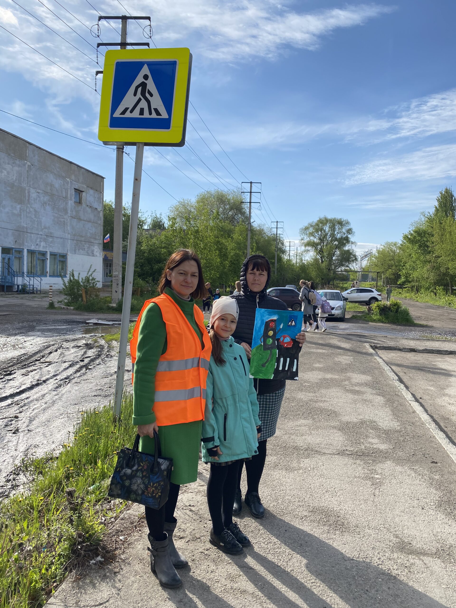 Обучающиеся ГБОУ лицей г.Сызрани совместно с родителями провели рейд, направленный на предупреждение нарушения правил дорожного движения