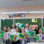 Школьный волонтёрский отряд ГБОУ лицей г.Сызрани «Добрые сердца»  организовали акцию «Спасибо за МИРНОЕ небо»
