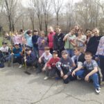 Ученики начальной школы ГБОУ лицей г.Сызрани приняли участие в уборке школьной территории